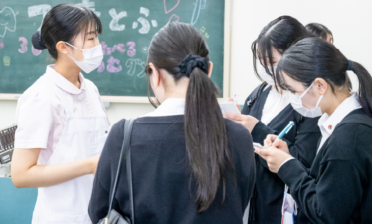 歯の健康展の様子